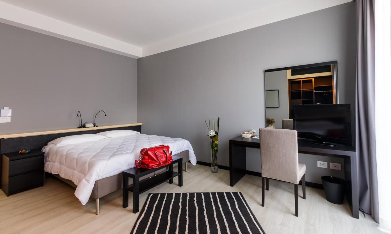 Abano Hostel Businessアーバノ・テルメ エクステリア 写真