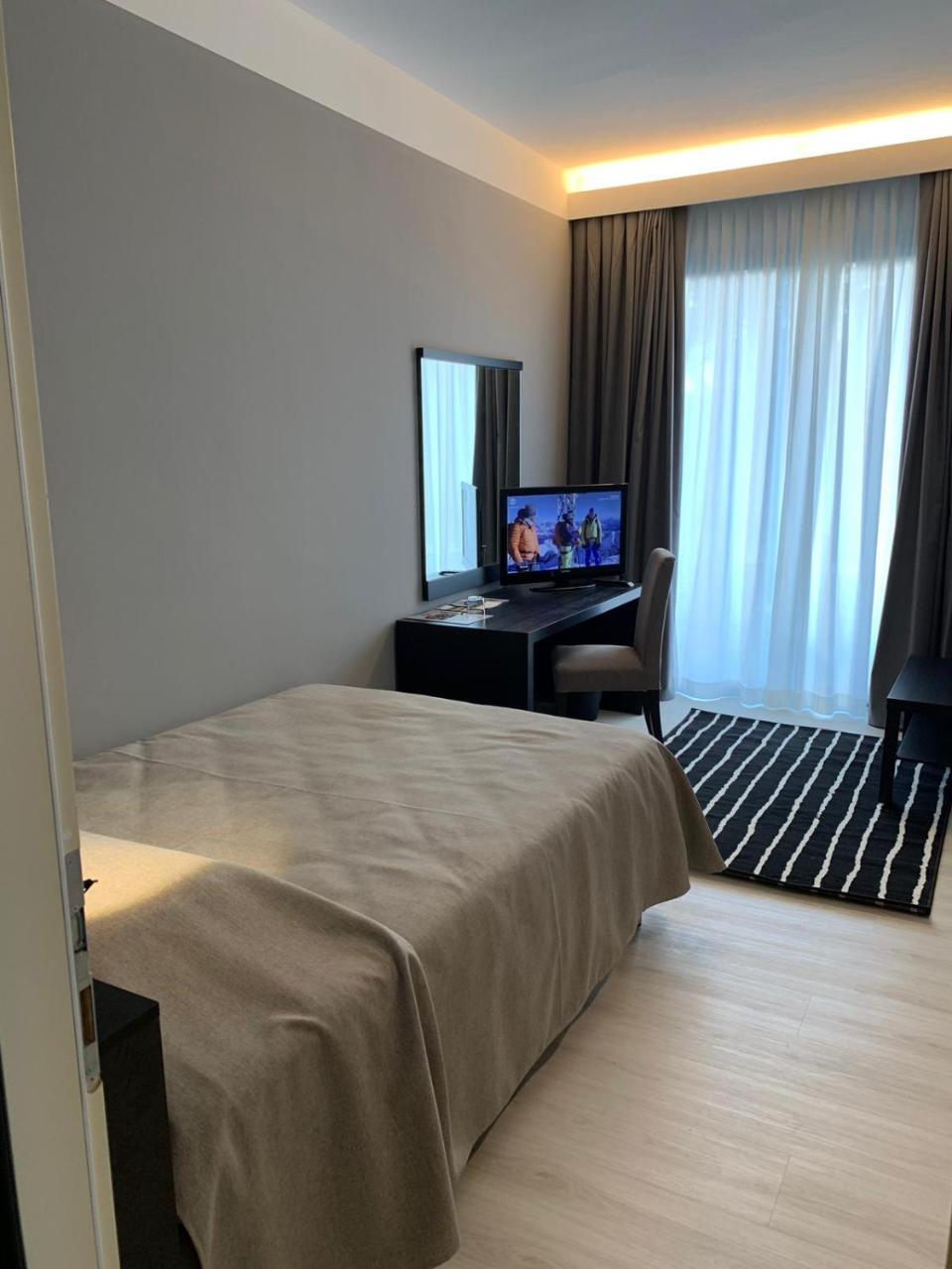 Abano Hostel Businessアーバノ・テルメ エクステリア 写真